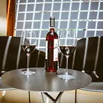 Emeli Suites